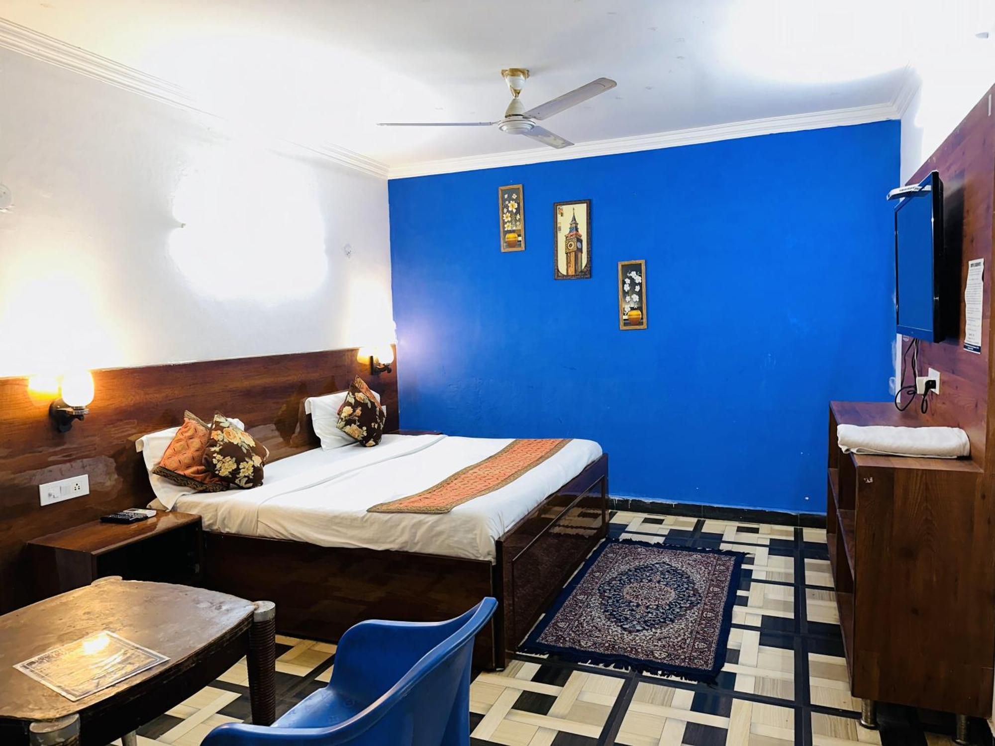 Golden Bed And Breakfast- High Quality Rooms In South Ex-1 D Block New Delhi Eksteriør billede